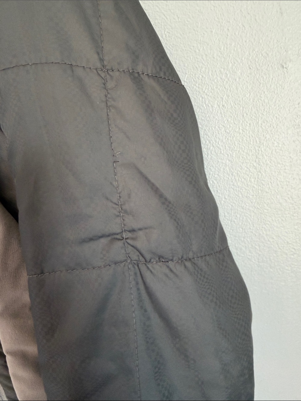 Mountain Hardwear Reversible Embroidered PrimaLoft Jacket Brown Gray Small - Picture 9 of 10